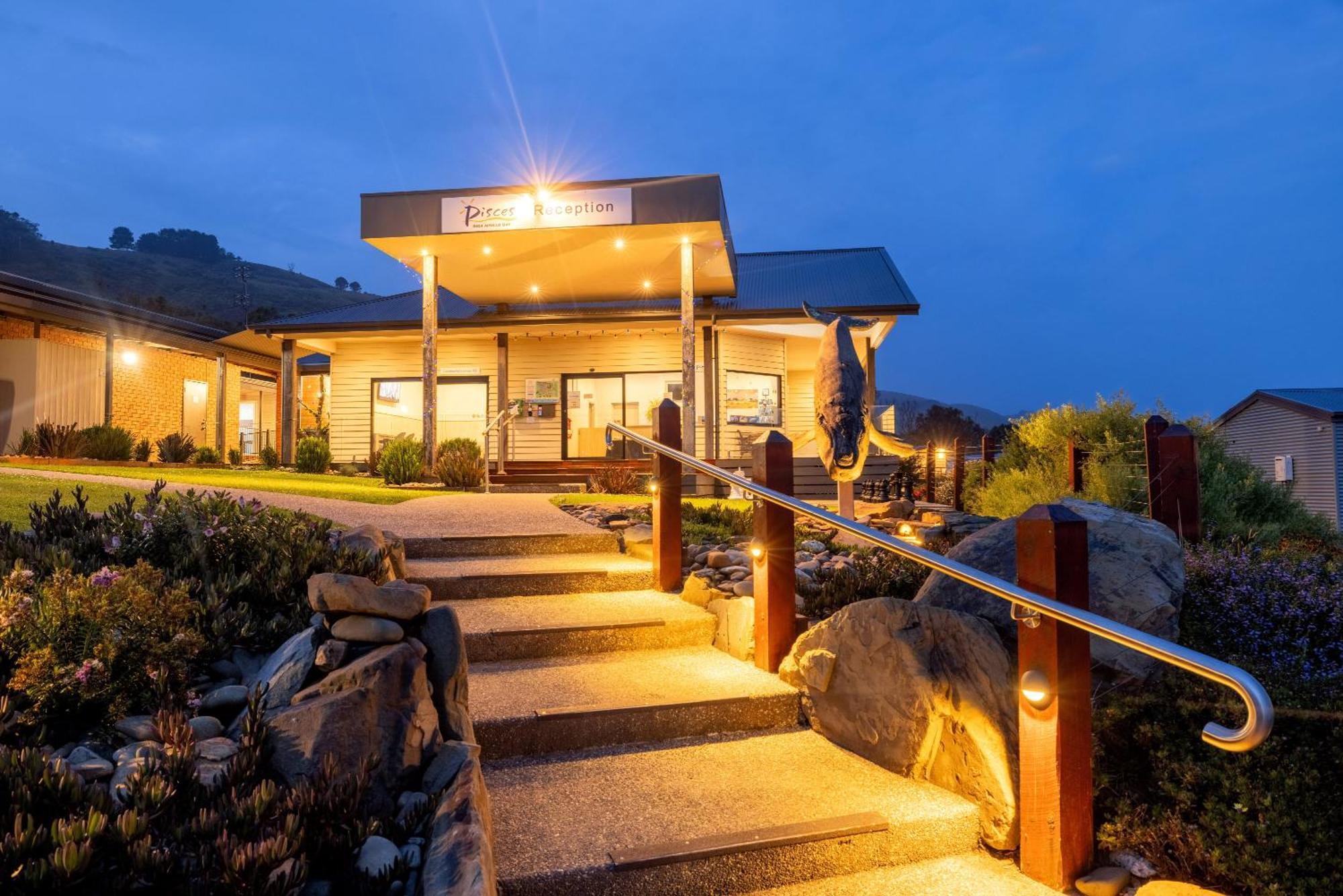 Big4 Apollo Bay Pisces Holiday Park ภายนอก รูปภาพ